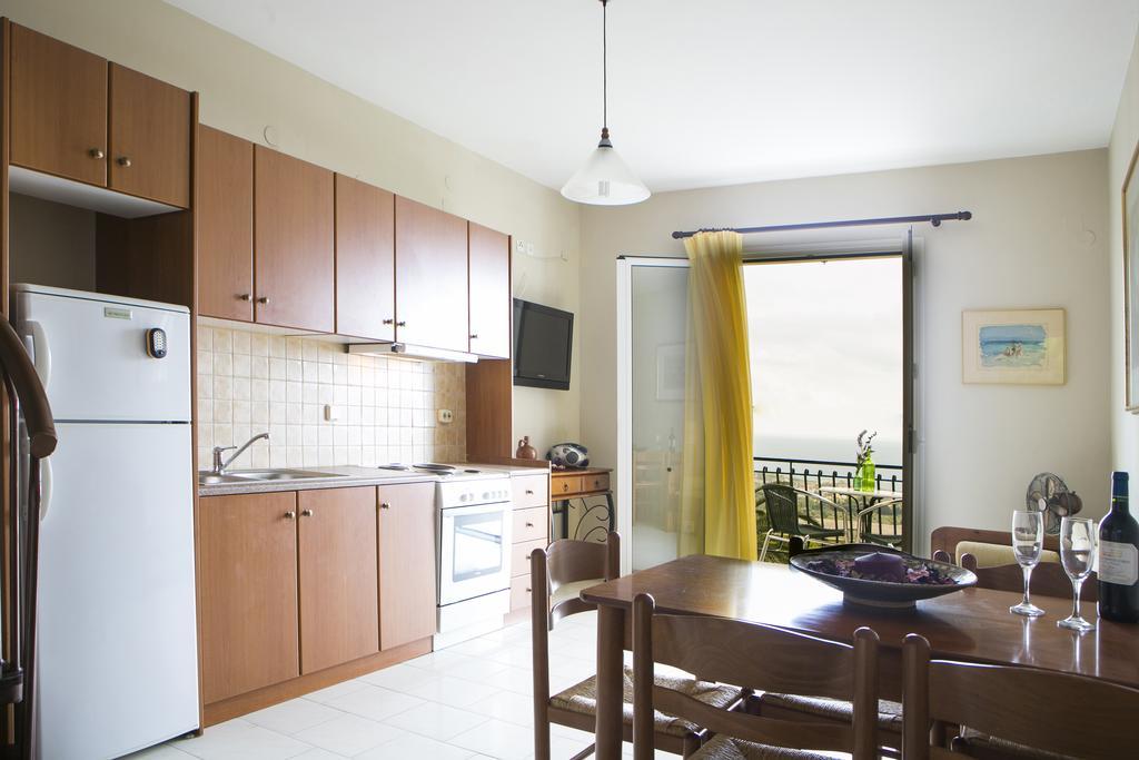 Irena Studios & Apartments Свороната Экстерьер фото