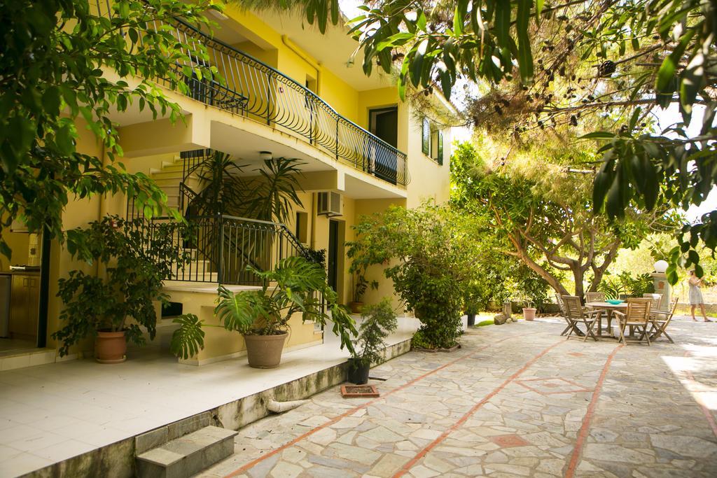 Irena Studios & Apartments Свороната Экстерьер фото